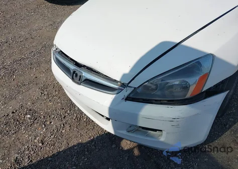 2005 Honda Accord 2.4 Lx из США, поврежденный, VIN 1HGCM56485A079705